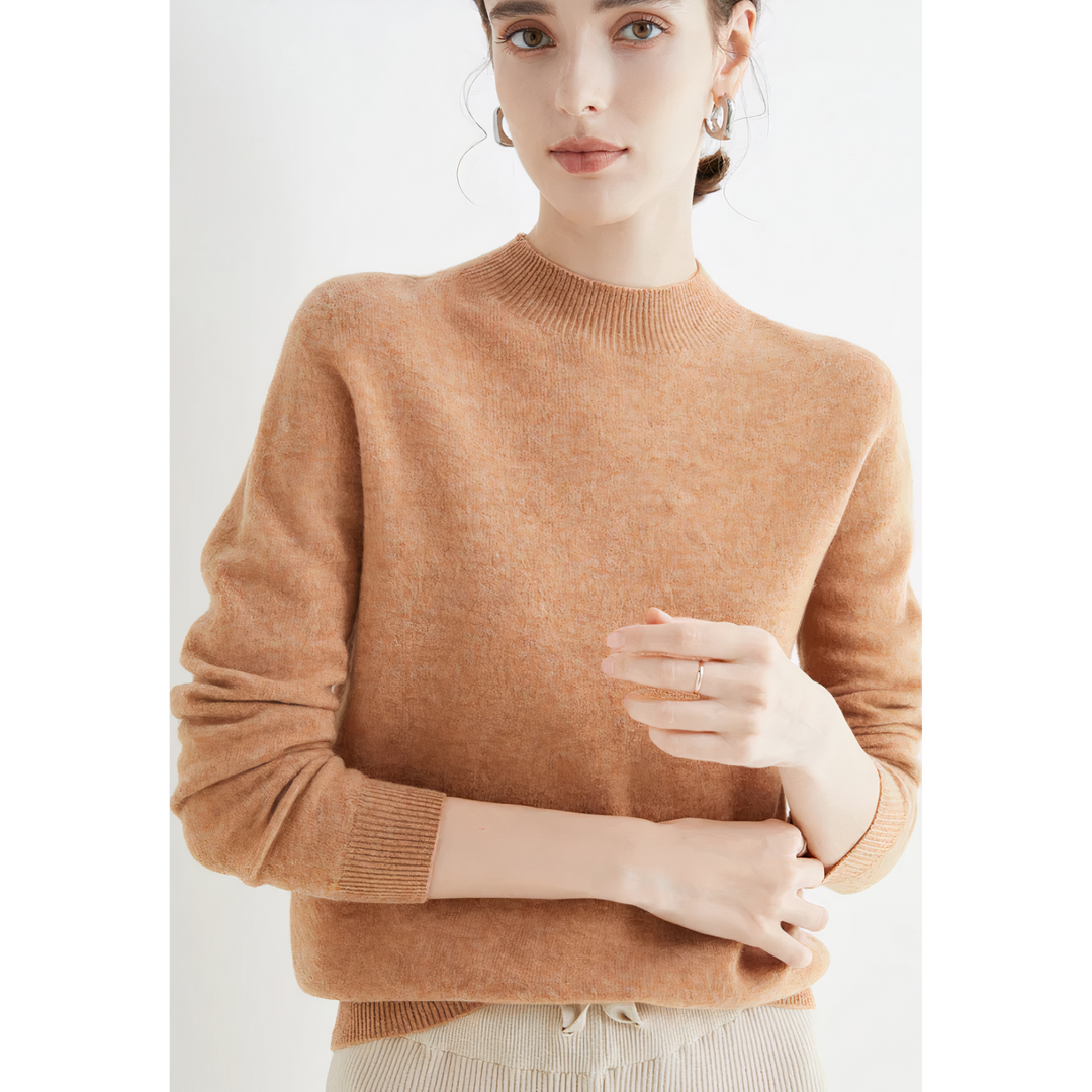 "Women's red cashmere sweater Evelina, luxurious knitwear with elegant design and unmatched softness, ideal for all seasons."