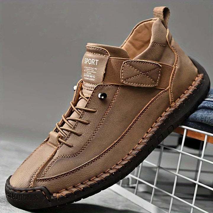 Cushioned women's sneakers with a slip-on design, excellent for everyday walking and casual wear.