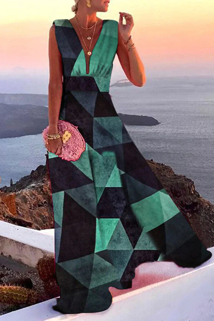 New elegant women's summer midi dress, perfect for a party or a chic beach day. Versatile and stylish fashion.