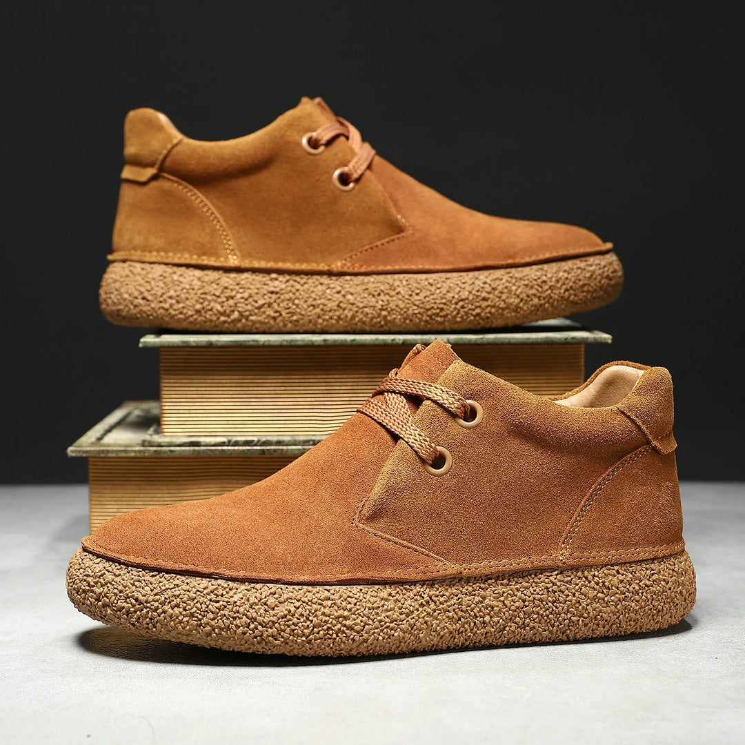 Men's casual lace-up shoes in rich brown suede, offering everyday comfort and style