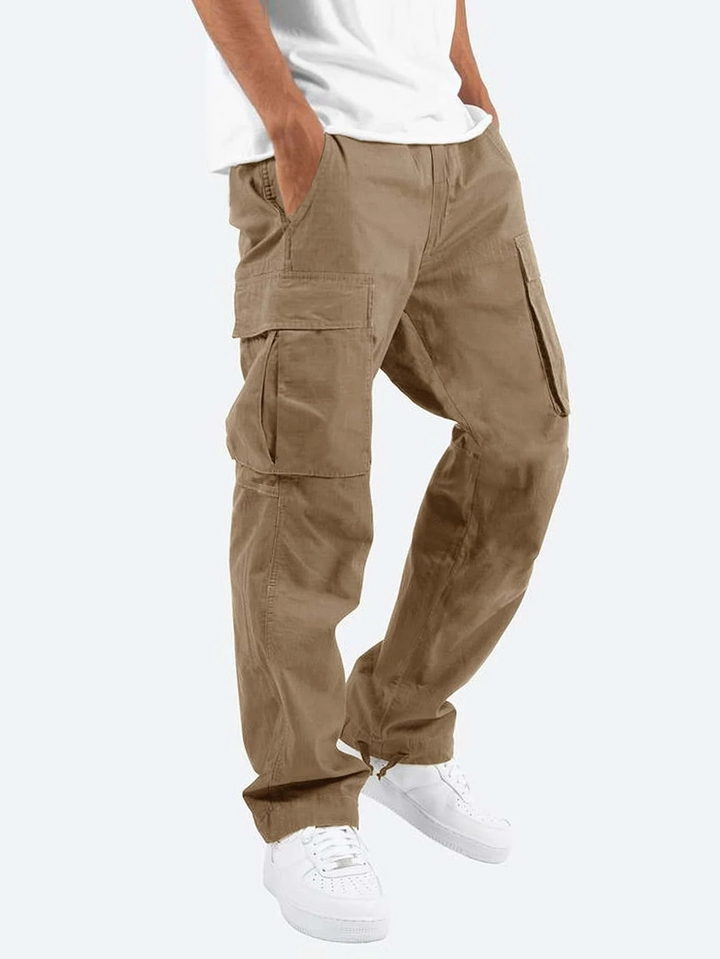 Durable men's utility trousers, relaxed fit, with prominent side pockets, perfect for men's casual fashion.