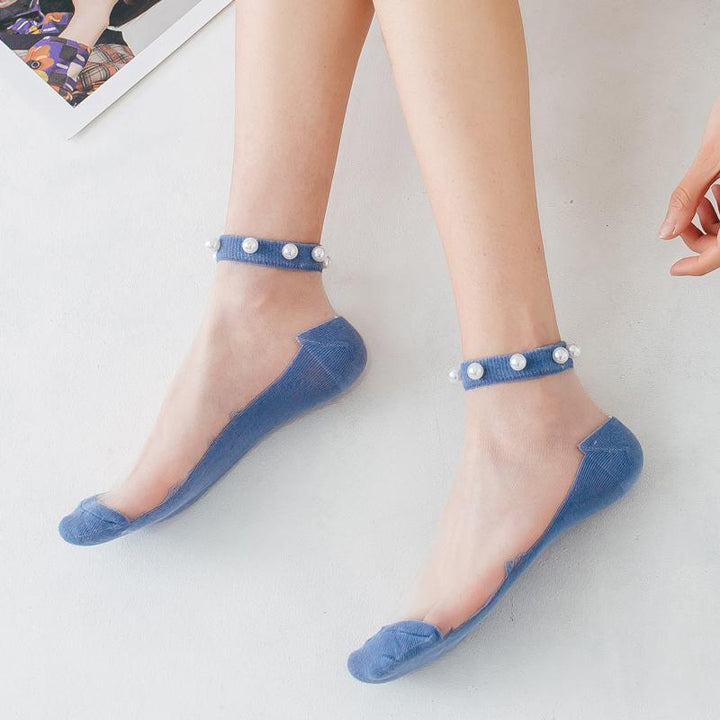 Breathable pearl fishnet ankle socks for women, perfect for a chic summer look.
