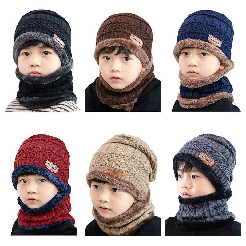Collection of knitted beanies with fleecelined interiors, ideal for gifting and ensuring cozy winter warmth.