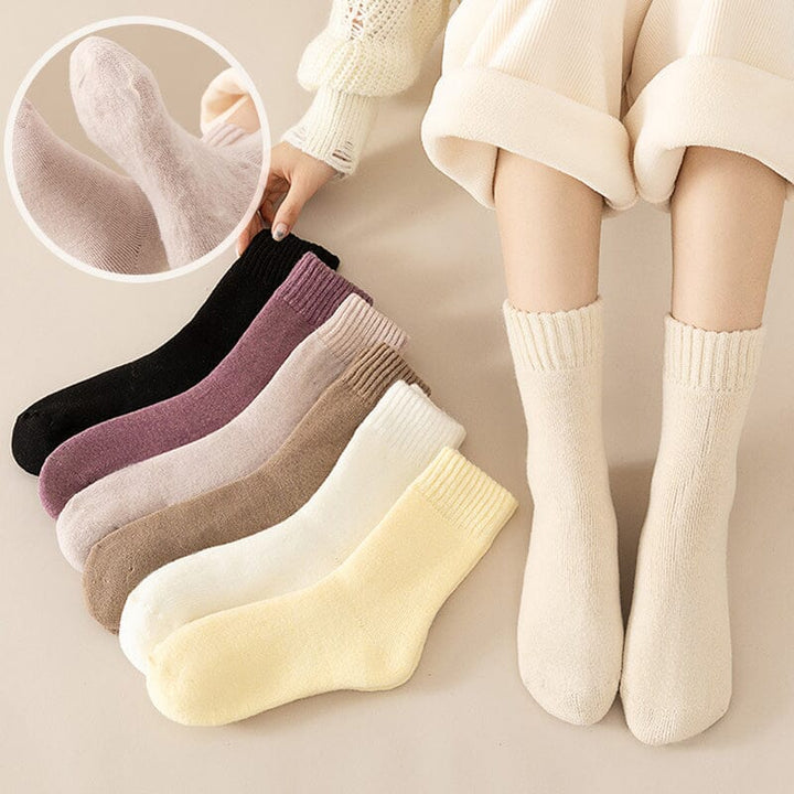 Unisex Thermal Winter Socks, black, for extreme cold weather, moisture-wicking and warm