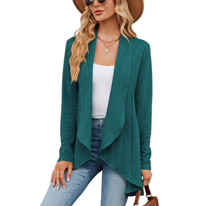 Warm long sleeve cardigan in a relaxed fit, a must-have for women's winter apparel