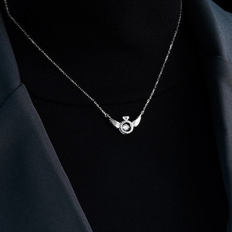 Rose gold angel wing necklace for women, stylish titanium steel jewelry, an ideal gift.