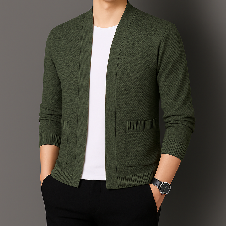 Stylish women's knitwear cardigan, open-front design with functional side pockets.